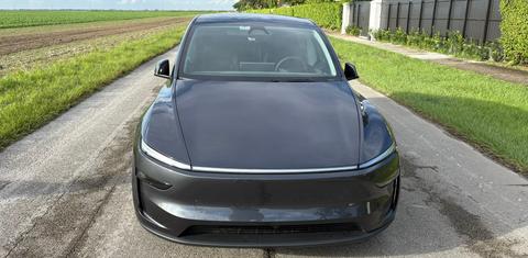 Tesla Model Y 2026