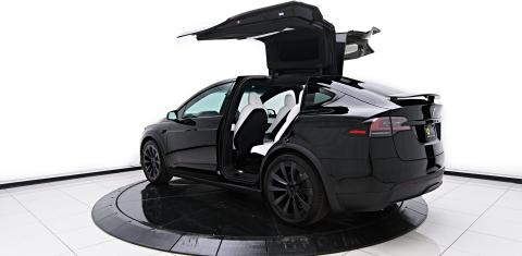 Tesla Model X 2022