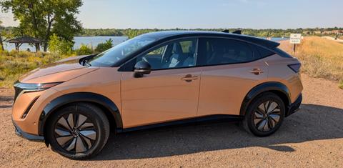 Nissan ARIYA 2025