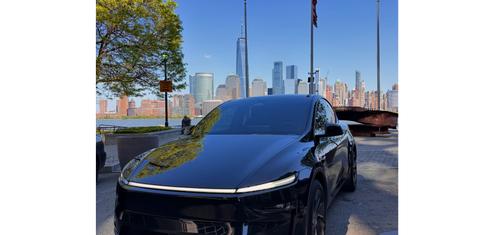 Tesla Model Y 2026