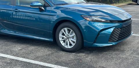 Toyota Camry Hybrid 2025