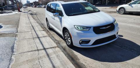 Chrysler Pacifica 2022