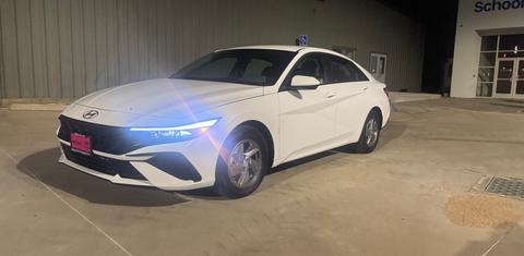 Hyundai Elantra 2025