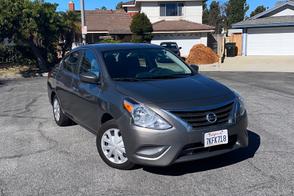 Nissan Versa car