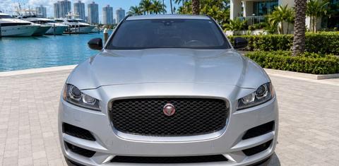 Jaguar F-PACE 2018
