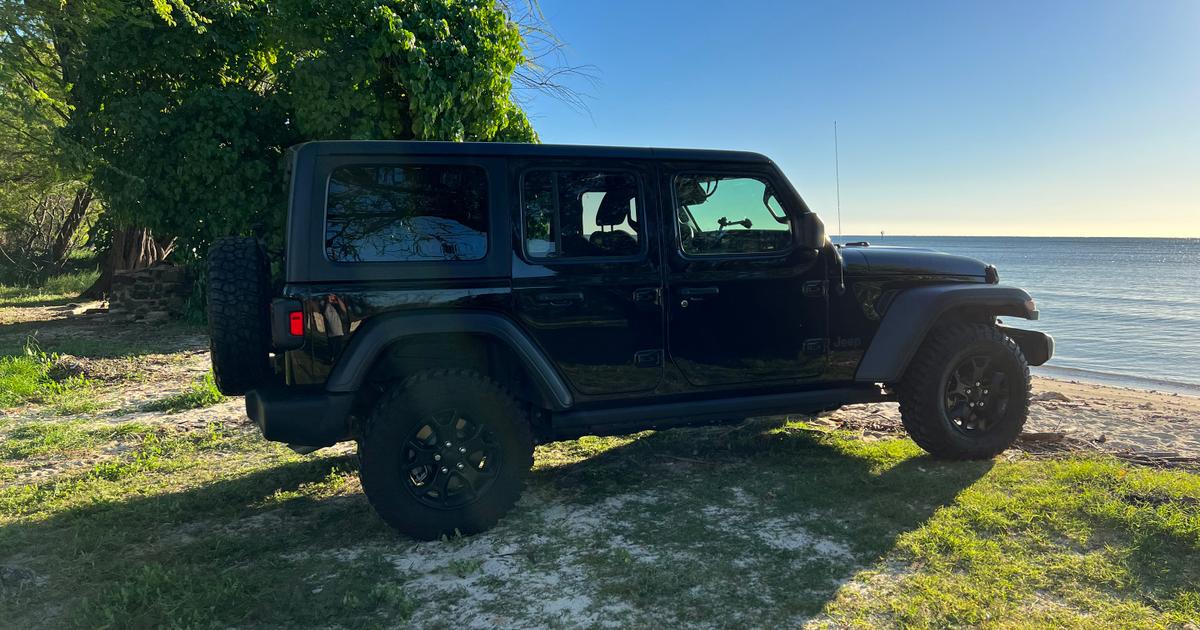Jeep Wrangler Unlimited 2021 rental in Honolulu, HI by Kevin L. Turo