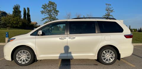 Toyota Sienna 2015