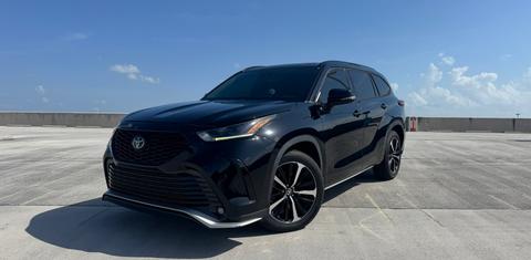 Toyota Highlander 2021