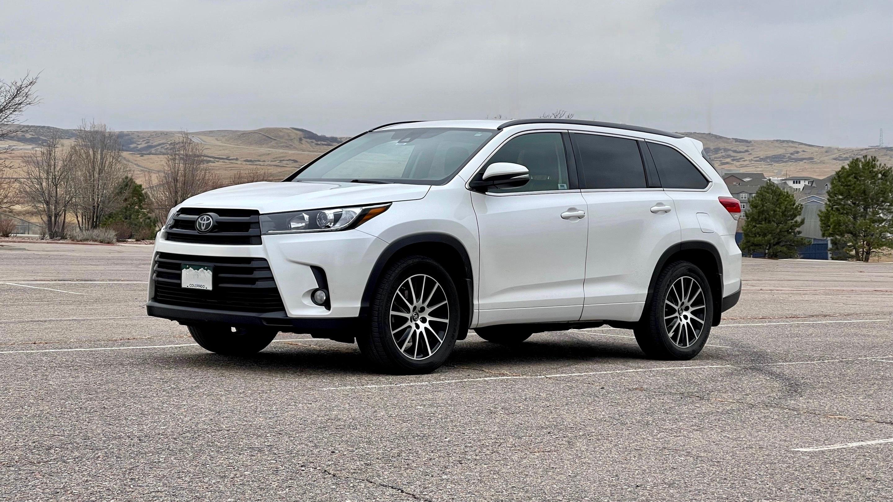 Toyota Highlander 2018 in Aurora, CO