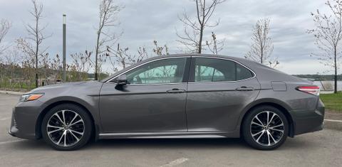 Toyota Camry 2019