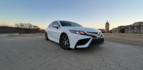 Toyota Camry Hybrid 2021