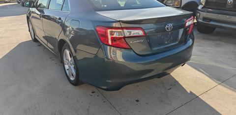 Toyota Camry 2014