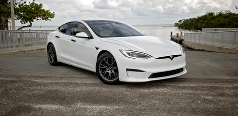 Tesla Model S 2021