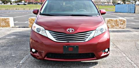 Toyota Sienna 2014