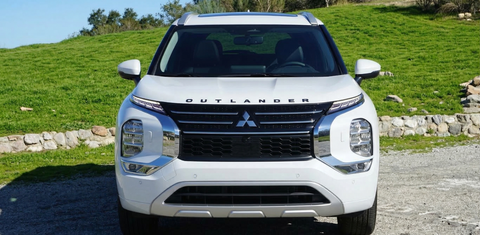 Mitsubishi Outlander 2024