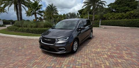 Chrysler Pacifica 2023