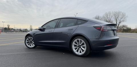 Tesla Model 3 2022