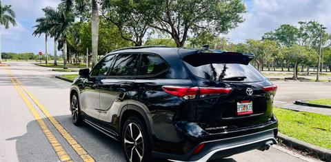Toyota Highlander 2021