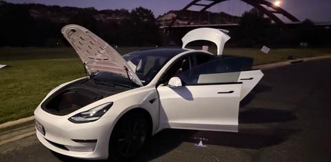 Tesla Model 3 2020