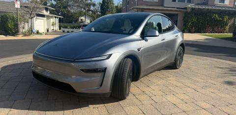 Tesla Model Y 2026