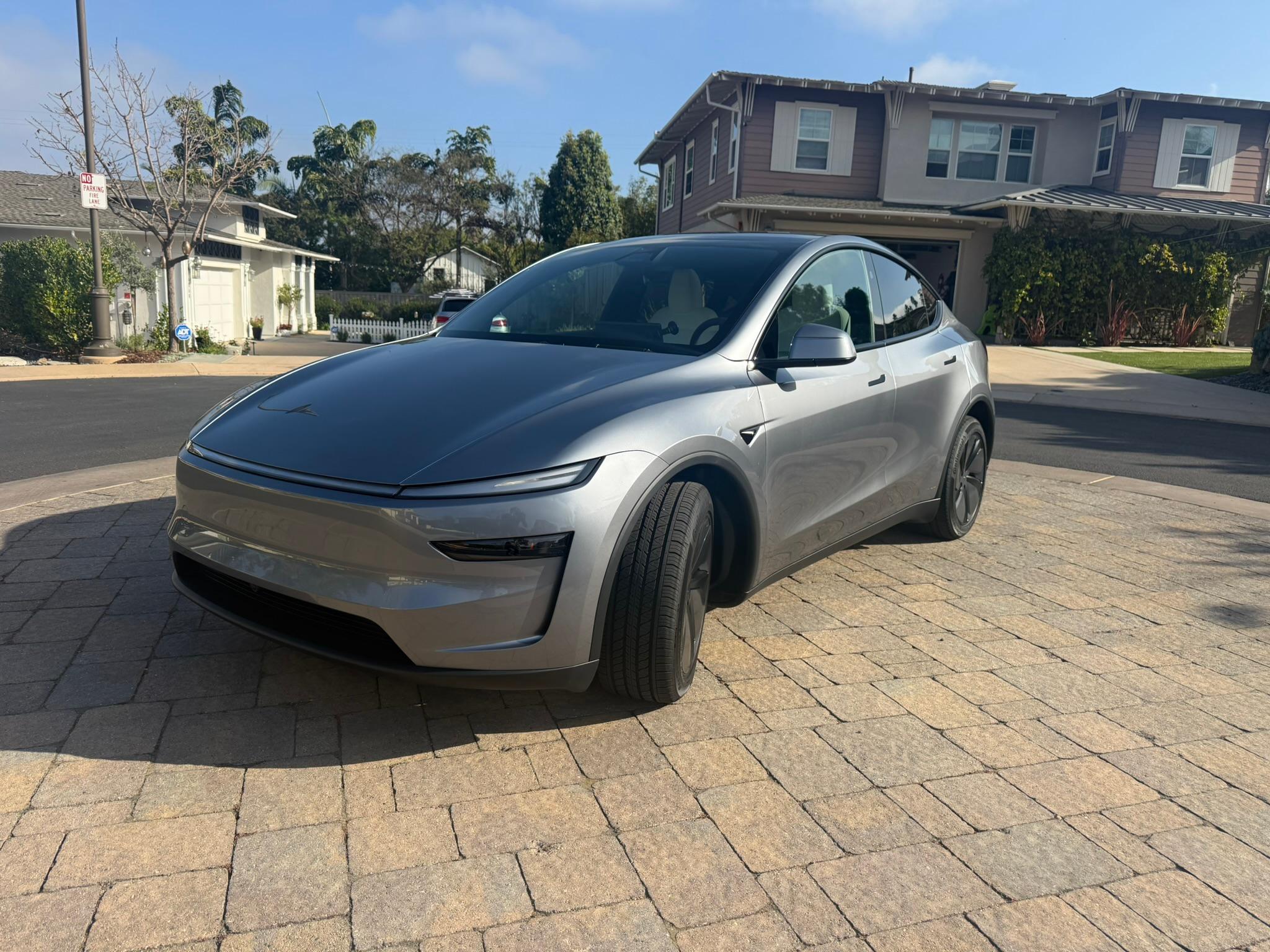Tesla Model Y 2026 à Encinitas, CA