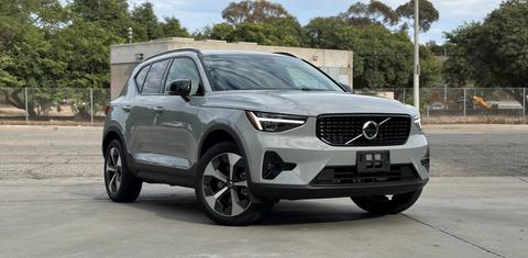 Volvo XC40 2026