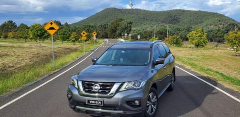 Nissan PATHFINDER 2017