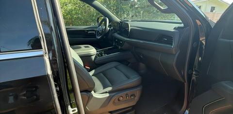 Chevrolet Suburban 2025
