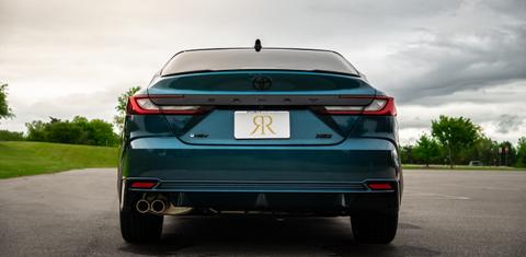 Toyota Camry Hybrid 2025