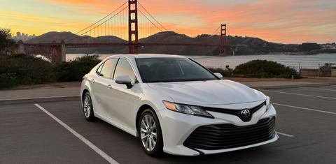 Toyota Camry 2019