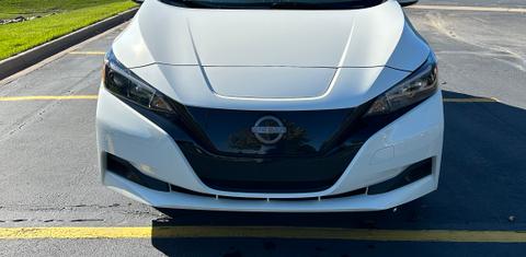 Nissan LEAF 2023