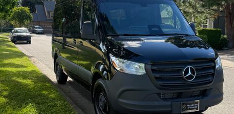 Mercedes-Benz Sprinter 2025