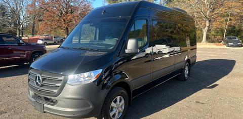Mercedes-Benz Sprinter 2024