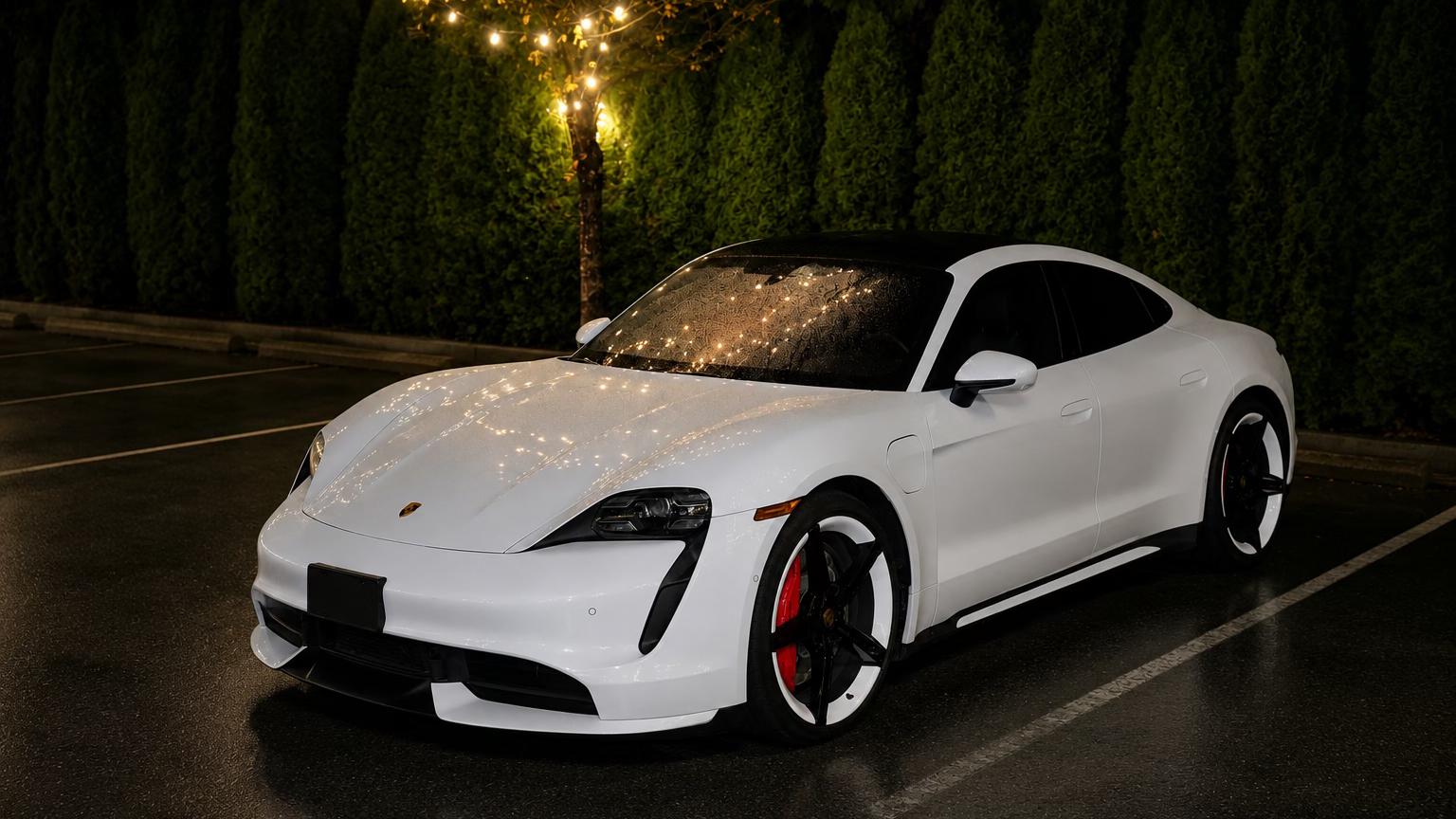 Porsche Taycan 2020 à 