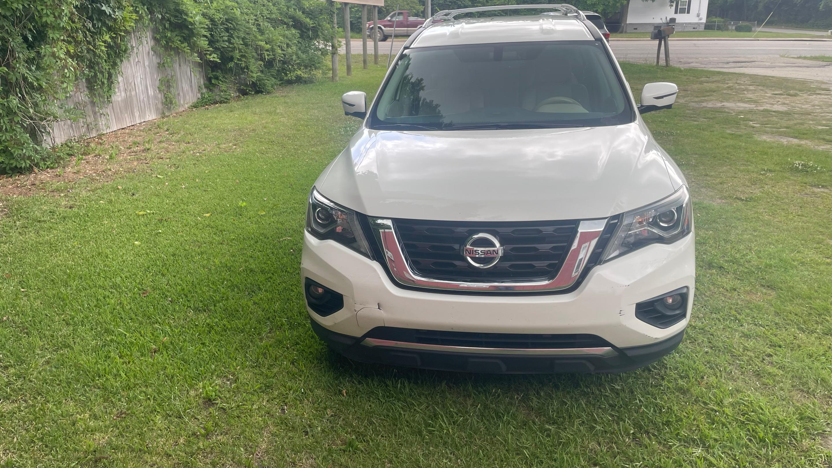 Nissan Pathfinder 2017 in Mullins, SC