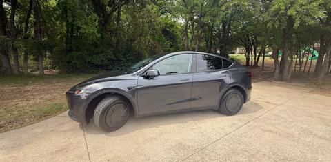 Tesla Model Y 2026