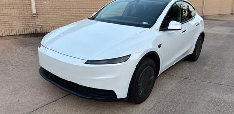 Tesla Model Y 2026