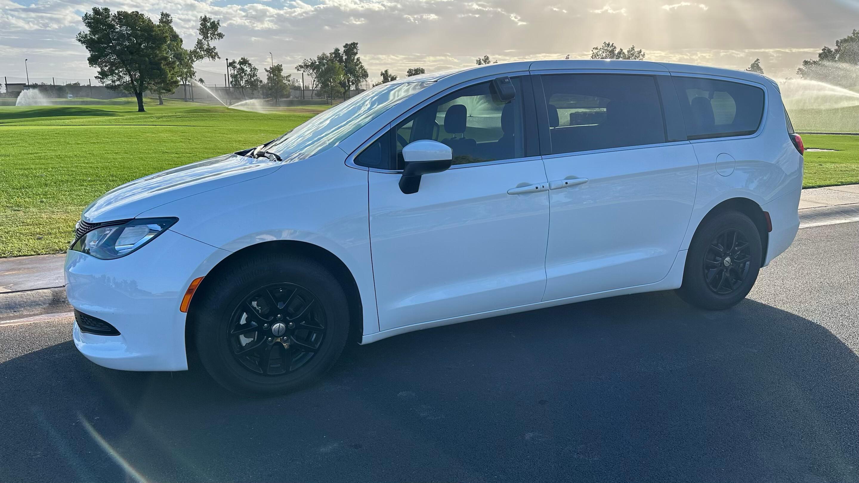 Chrysler Pacifica 2022 in 