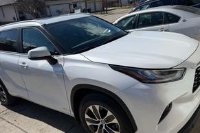 Toyota Highlander Hybrid 2026 in Calgary