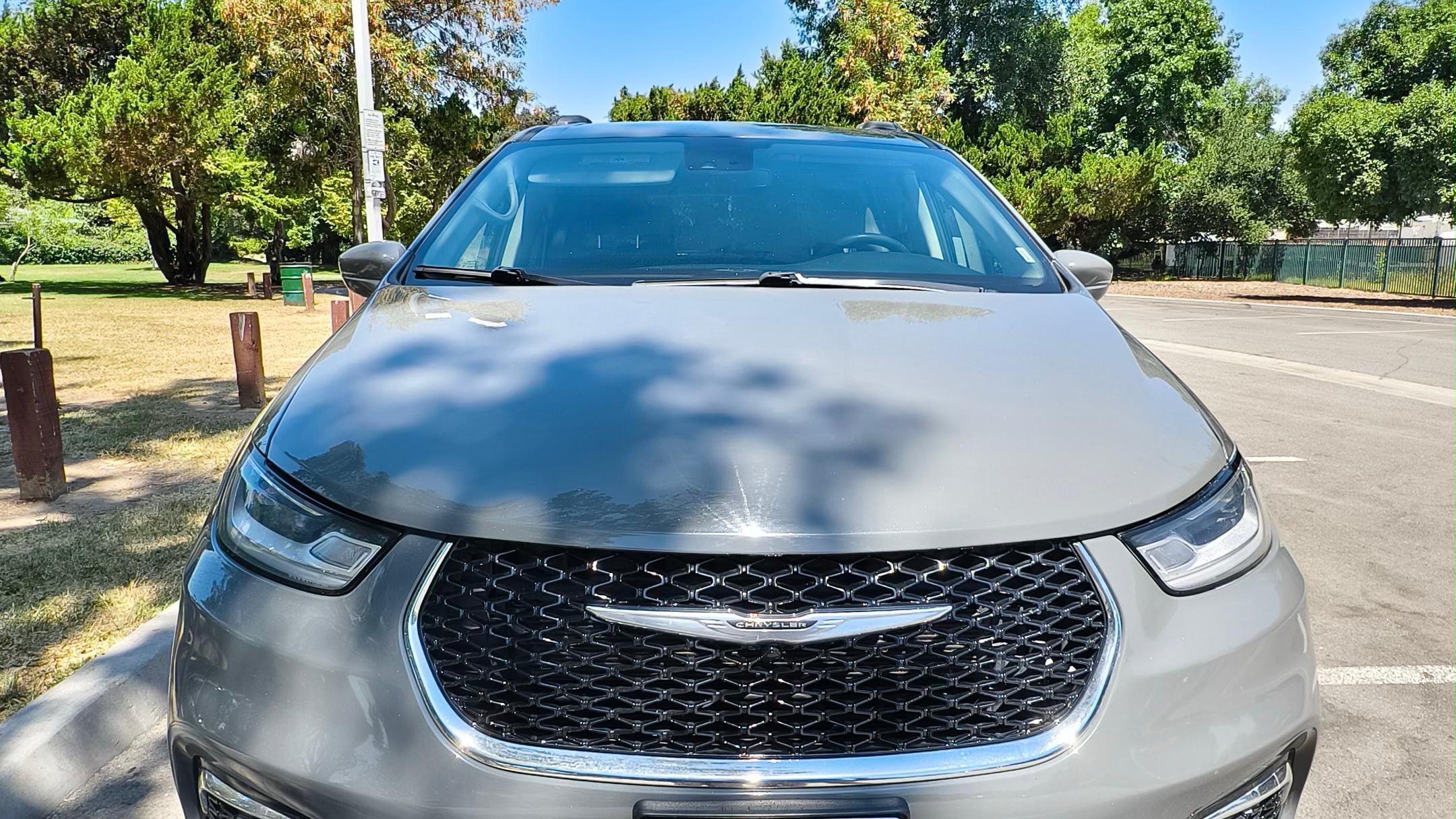 Chrysler Pacifica 2022 in 