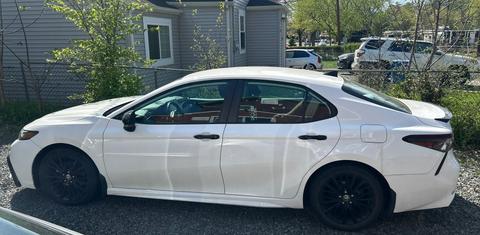 Toyota Camry Hybrid 2022