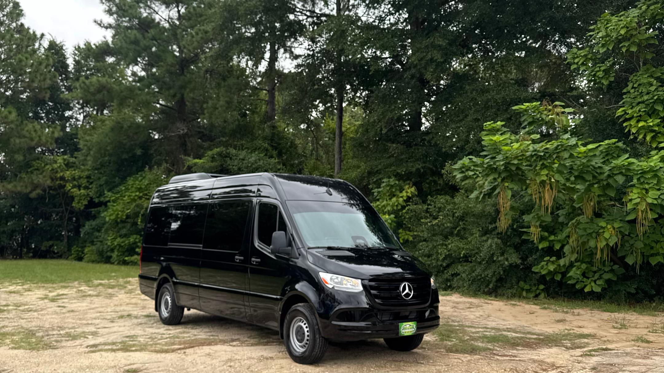 Mercedes-Benz Sprinter 2025 in 