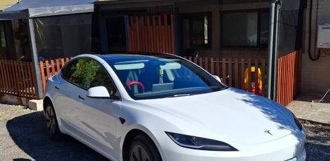 Tesla MODEL 3 2024