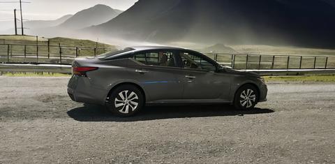 Nissan Altima 2021