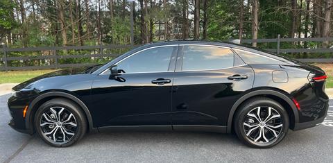 Toyota Crown 2023