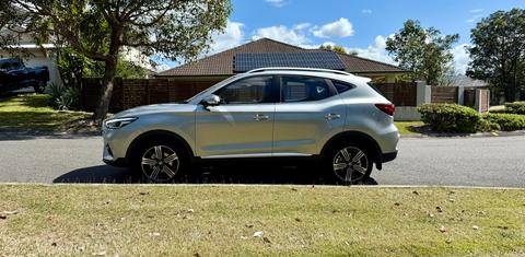 MG ZST 2025