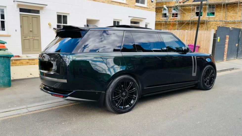 Land Rover Range Rover 2022 in London