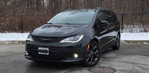 Chrysler Pacifica 2018