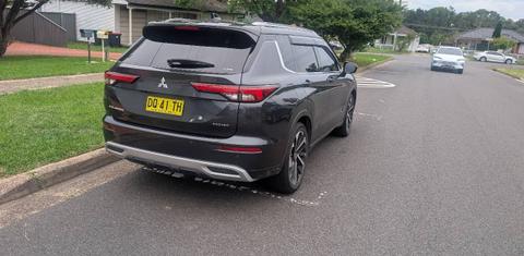 Mitsubishi OUTLANDER 2024