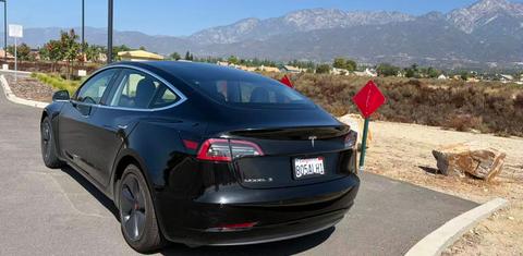 Tesla Model 3 2020